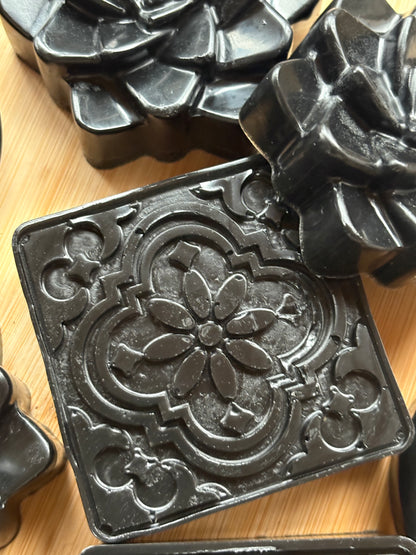 Detoxifying African Black Soap with activated charcoal and Tea Tree essential oil