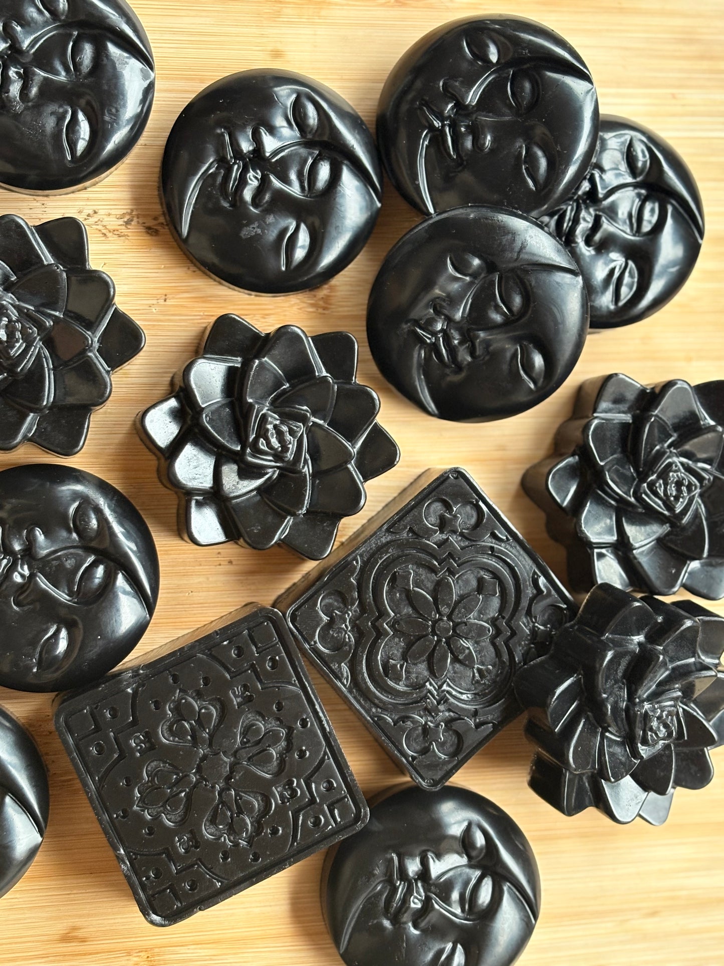 Detoxifying African Black Soap with activated charcoal and Tea Tree essential oil