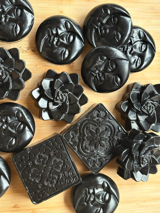 Detoxifying African Black Soap with activated charcoal and Tea Tree essential oil